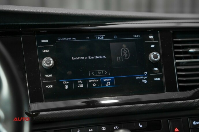 volkswagen-transporter-diesel-2021-big-33