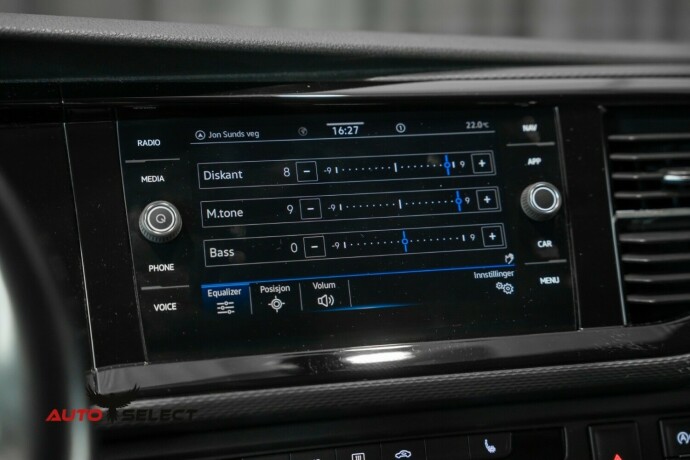volkswagen-transporter-diesel-2021-big-37