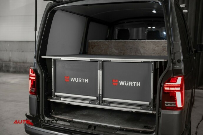 volkswagen-transporter-diesel-2021-big-12