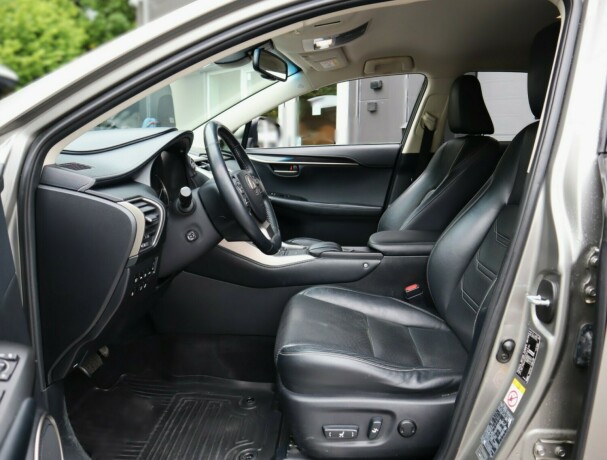 lexus-nx300h-bensin-2015-big-6