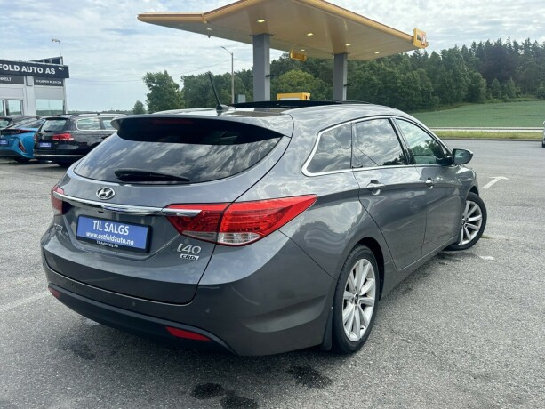 hyundai-i40-diesel-2012-big-6