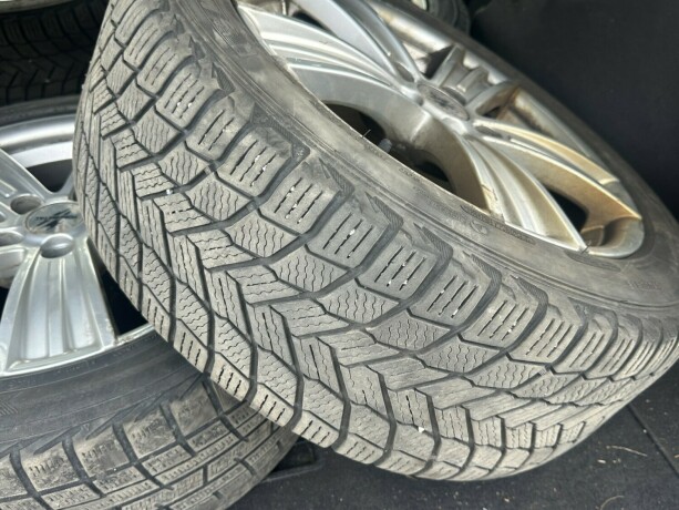 hyundai-i40-diesel-2012-big-18