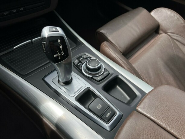 bmw-x5-diesel-2010-big-18
