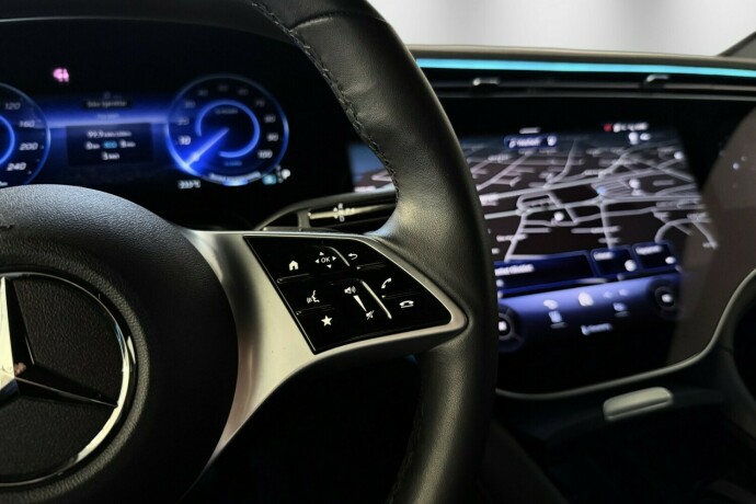 mercedes-benz-eqe500-elektrisitet-2025-big-18