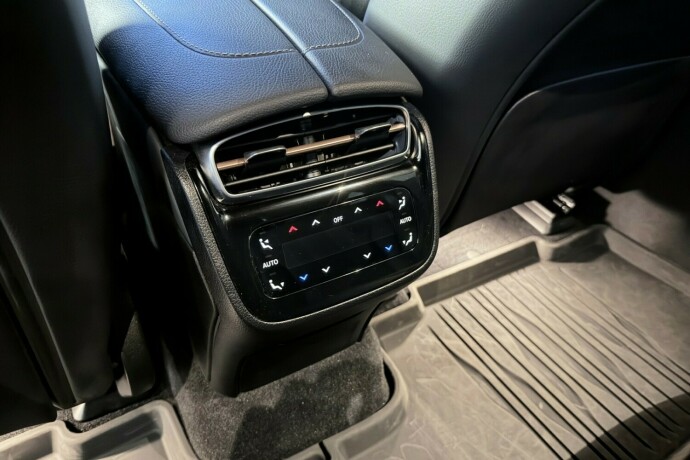 mercedes-benz-eqe500-elektrisitet-2025-big-20