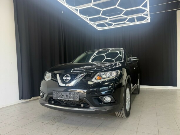 nissan-x-trail-bensin-2016-big-1