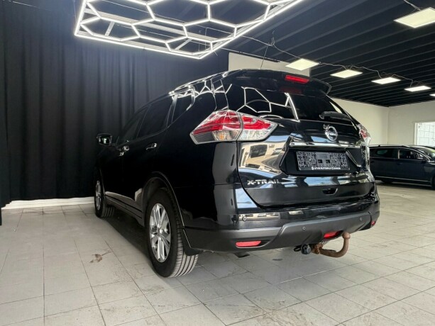nissan-x-trail-bensin-2016-big-12