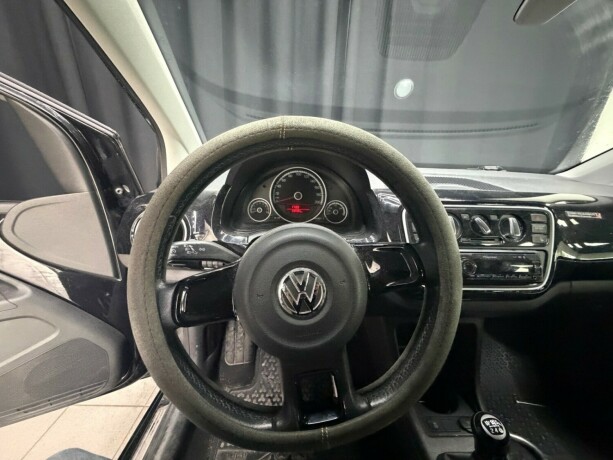 volkswagen-up-bensin-2012-big-12