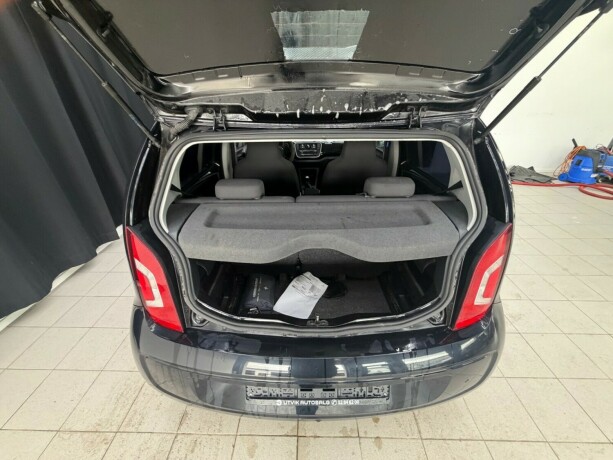 volkswagen-up-bensin-2012-big-10