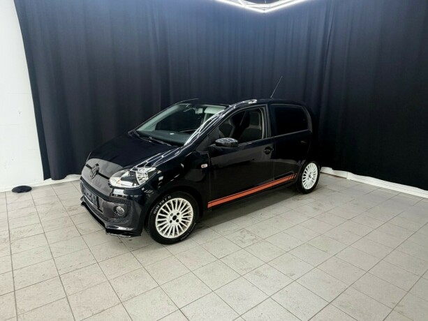 volkswagen-up-bensin-2012-big-2