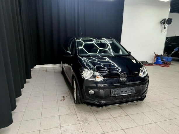 volkswagen-up-bensin-2012-big-6