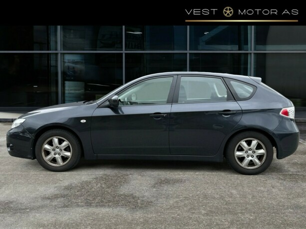 subaru-impreza-bensin-2007-big-4