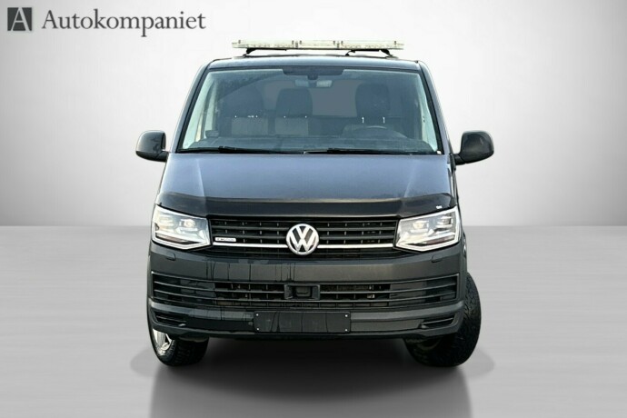 volkswagen-transporter-diesel-2018-big-2
