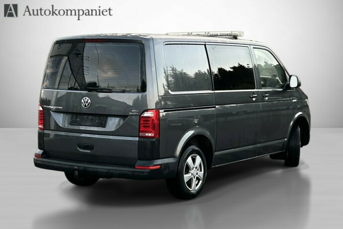 volkswagen-transporter-diesel-2018-big-7