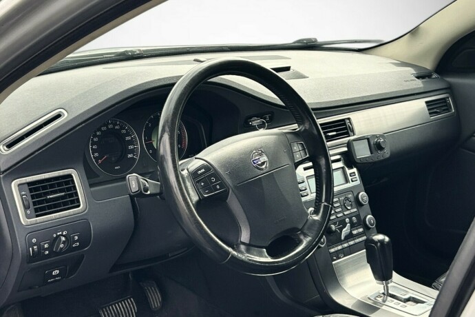 volvo-xc-70-diesel-2008-big-11