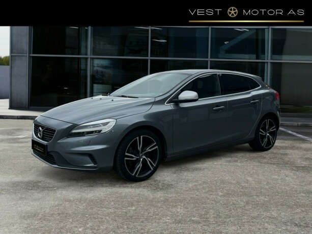 volvo-v40-bensin-2018-big-2