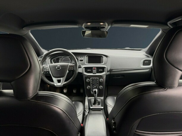 volvo-v40-bensin-2018-big-18