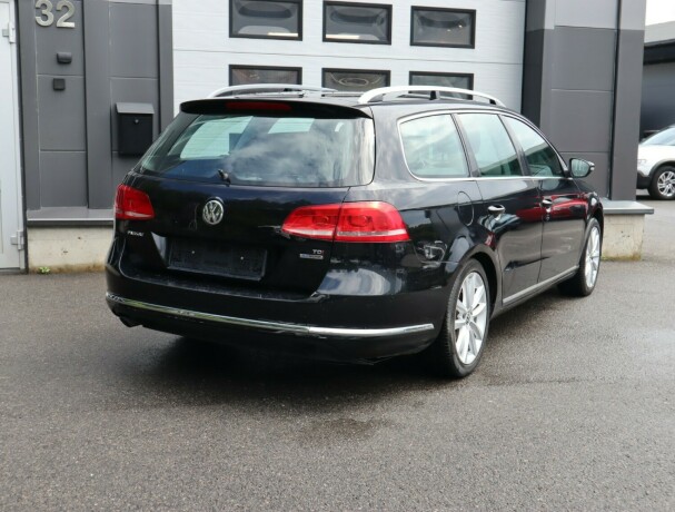 volkswagen-passat-diesel-2012-big-3