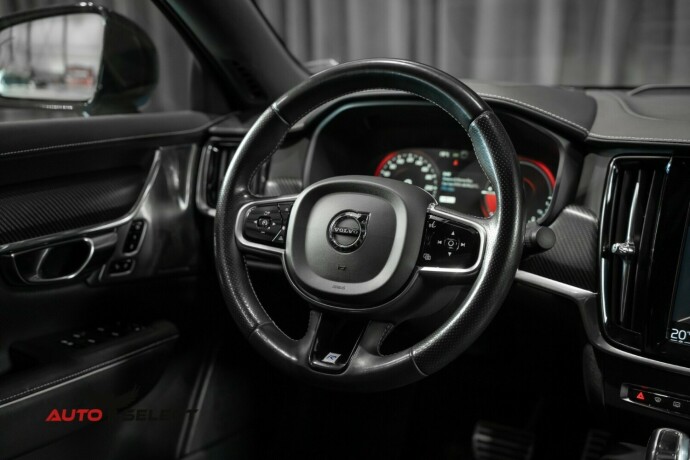 volvo-s90-elektrisitetbensin-2018-big-29