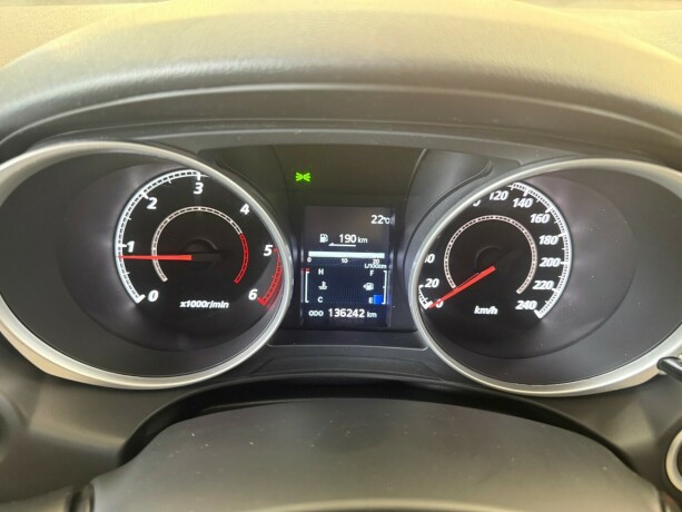 mitsubishi-asx-diesel-2011-big-26