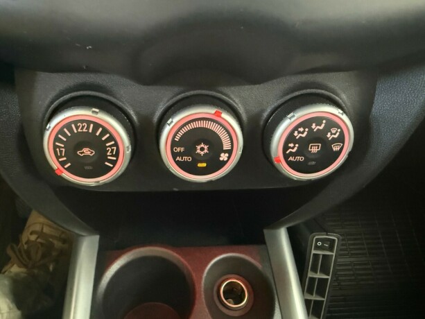 mitsubishi-asx-diesel-2011-big-21
