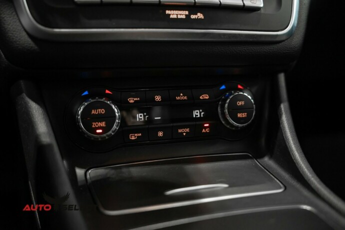 mercedes-benz-gla-bensin-2017-big-38