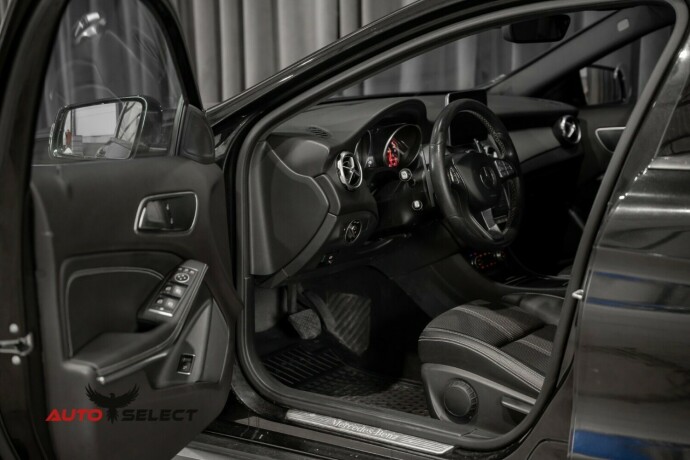 mercedes-benz-gla-bensin-2017-big-21
