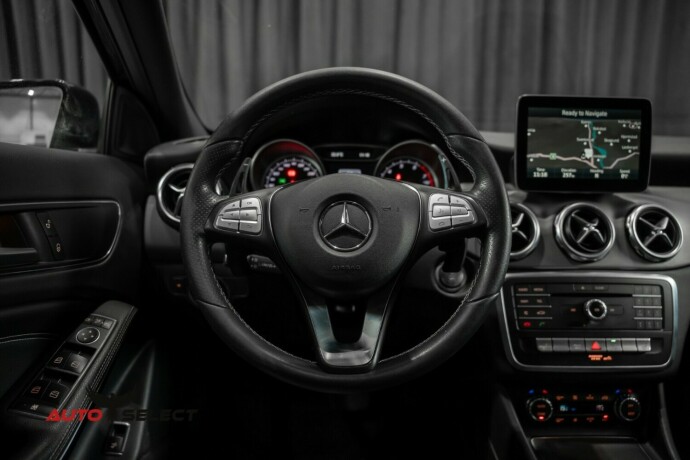 mercedes-benz-gla-bensin-2017-big-28