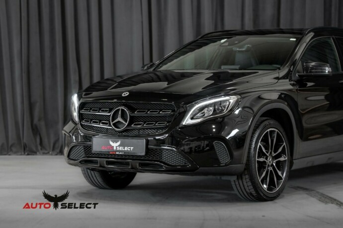 mercedes-benz-gla-bensin-2017-big-5