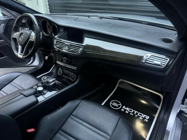 mercedes-benz-cls63-bensin-2011-big-23
