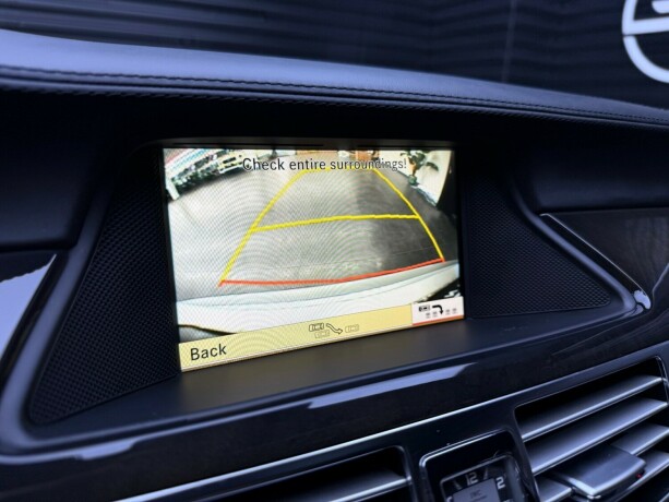 mercedes-benz-cls63-bensin-2011-big-31