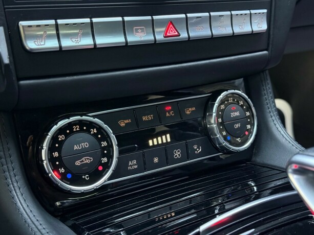 mercedes-benz-cls63-bensin-2011-big-35