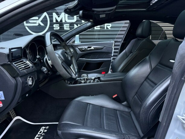 mercedes-benz-cls63-bensin-2011-big-42