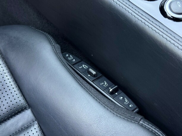 mercedes-benz-cls63-bensin-2011-big-43