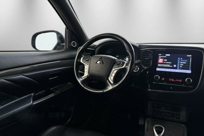 mitsubishi-outlander-elektrisitetbensin-2020-big-13