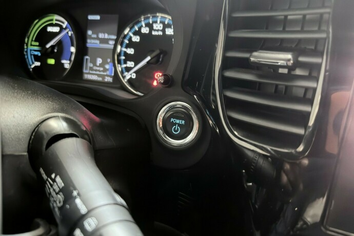 mitsubishi-outlander-elektrisitetbensin-2020-big-19