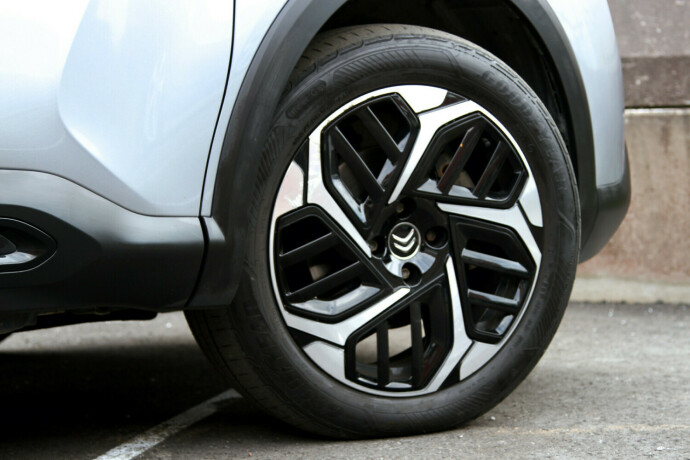 citroen-c4-bensin-2021-big-28