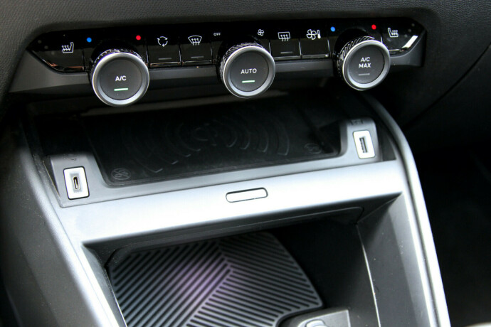 citroen-c4-bensin-2021-big-12