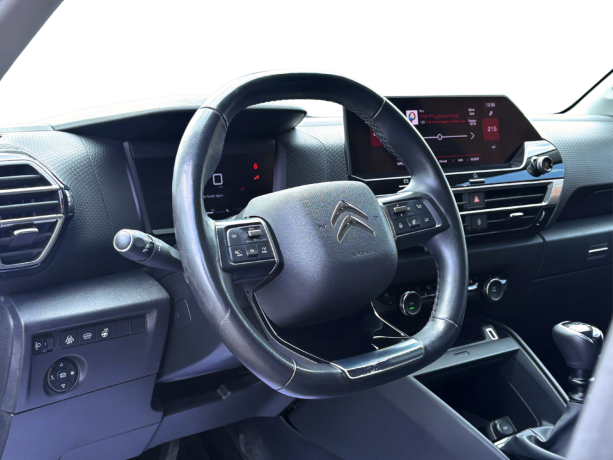 citroen-c4-bensin-2021-big-19