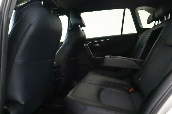 toyota-rav4-elektrisitetbensin-2024-big-11
