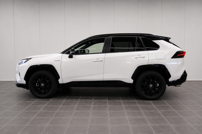 toyota-rav4-elektrisitetbensin-2024-big-4
