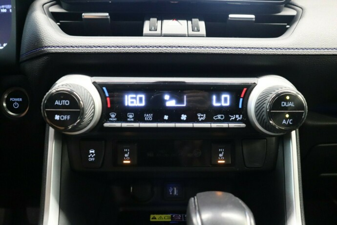 toyota-rav4-elektrisitetbensin-2024-big-25