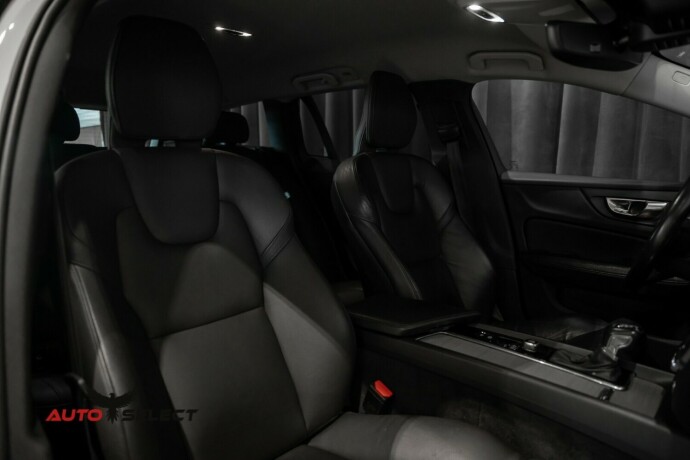 volvo-v60-cross-country-diesel-2020-big-22