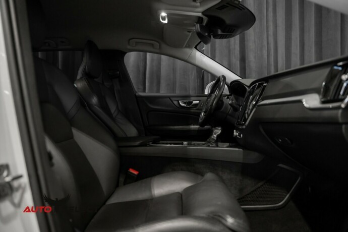volvo-v60-cross-country-diesel-2020-big-21