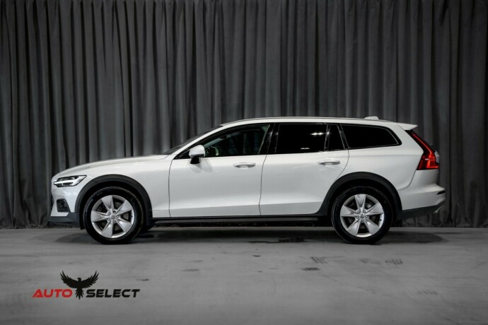 volvo-v60-cross-country-diesel-2020-big-7