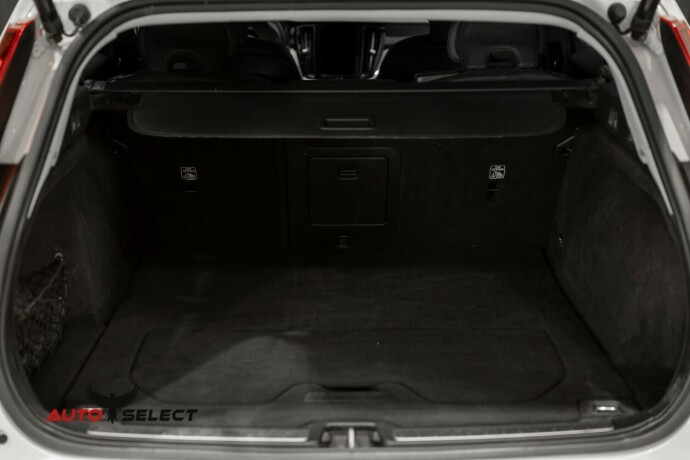 volvo-v60-cross-country-diesel-2020-big-10