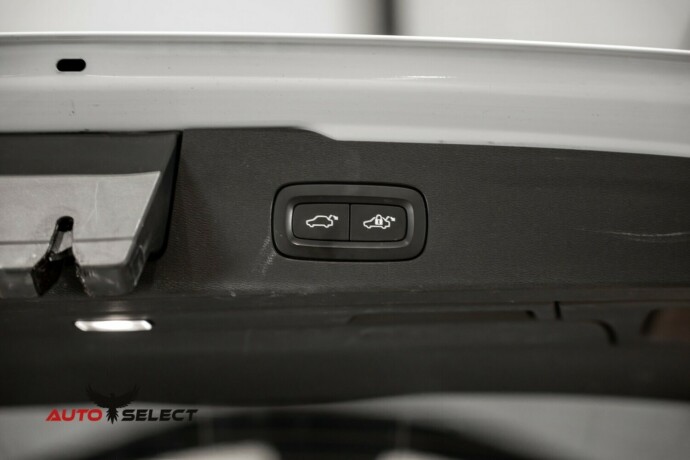 volvo-v60-cross-country-diesel-2020-big-13