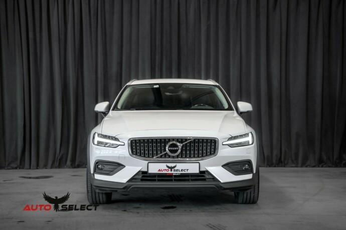 volvo-v60-cross-country-diesel-2020-big-4