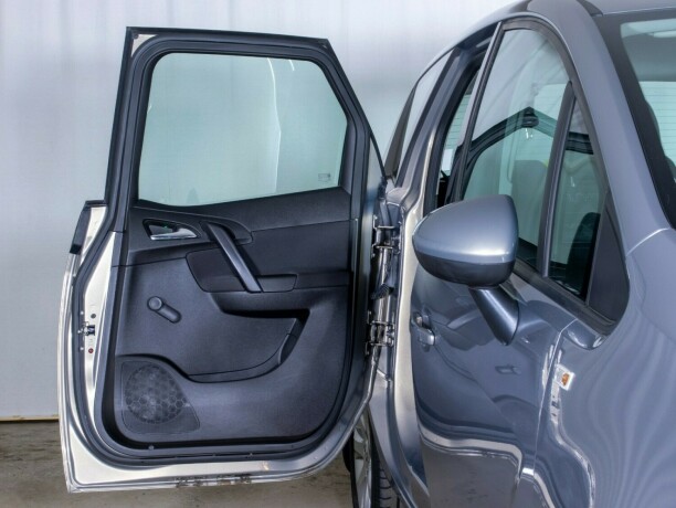 opel-meriva-diesel-2011-big-14