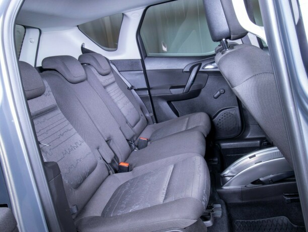opel-meriva-diesel-2011-big-42